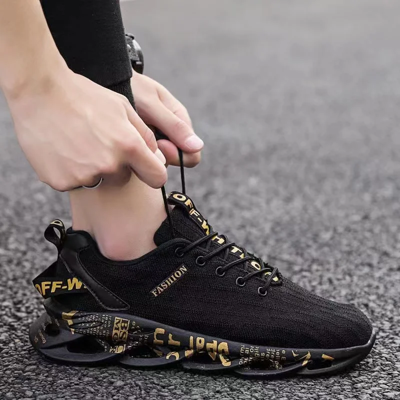 High Quality Fashion Flying Mesh Sneakers Men Shoes Breathable Male Running Shoes Boys Light Athletic Shoes