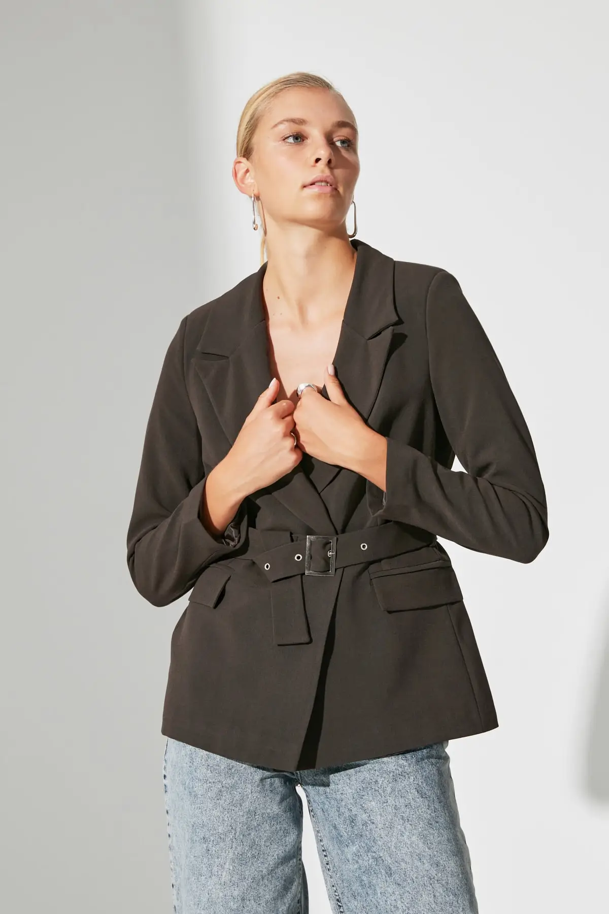 

Kahverengi Kemerli Double Breasted Blazer Jacket TWOAW22CE0032