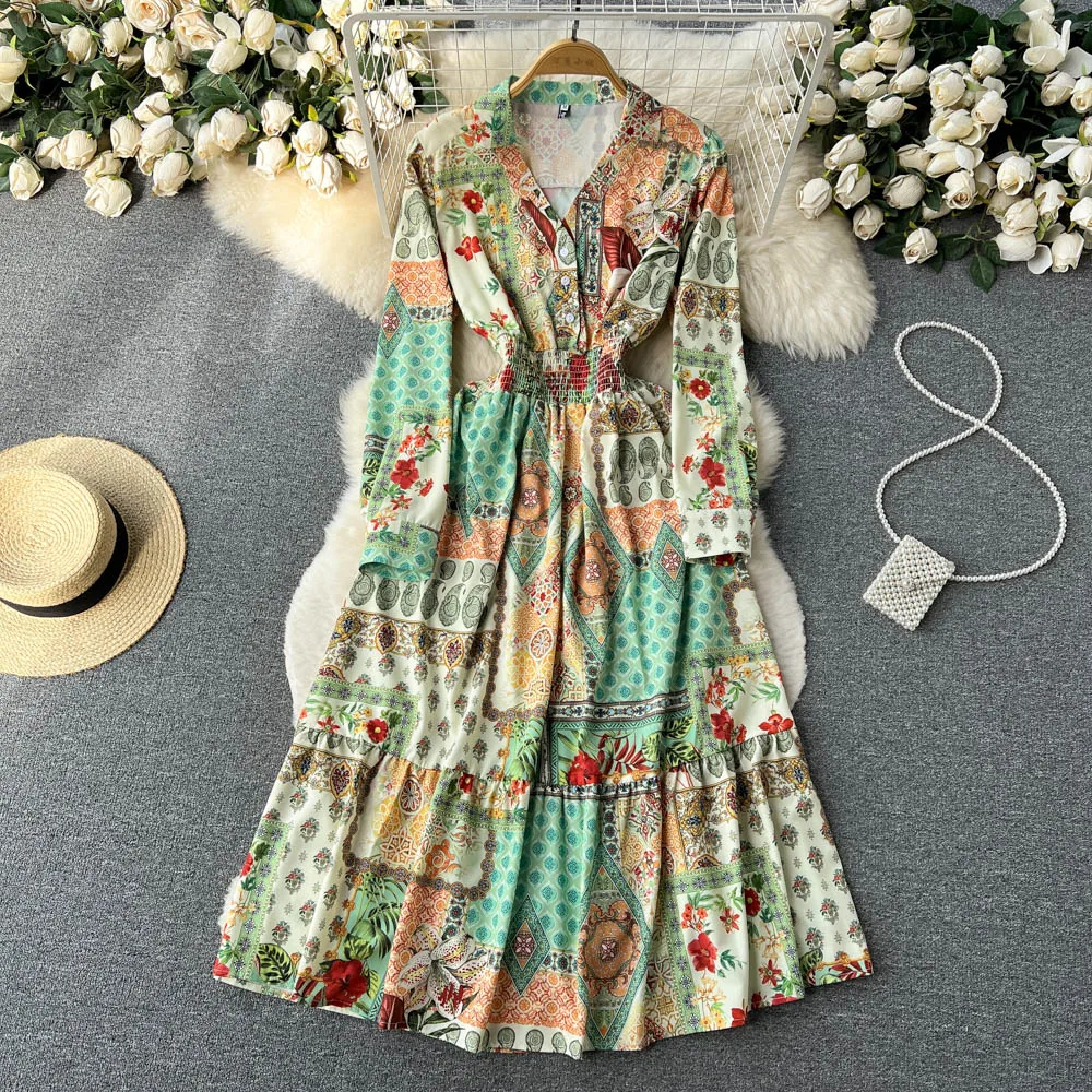 

Spring New French Vintage Ethnic Style Slim Fashion V-neck Print Dress Pleated Long