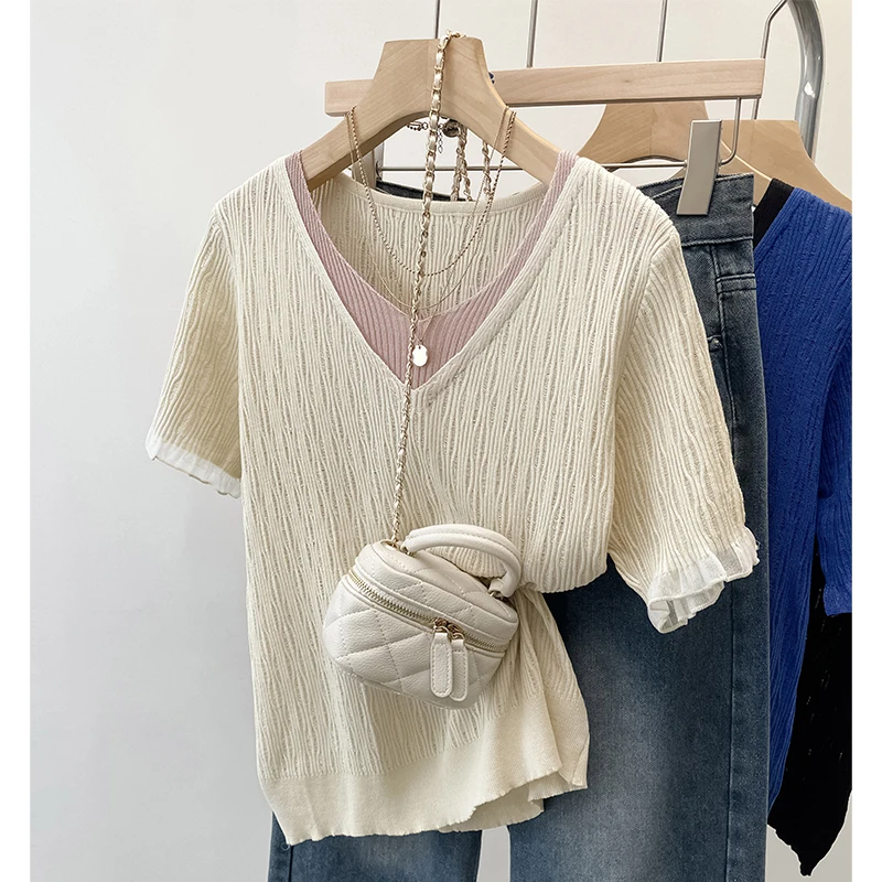 Женский свободный трикотажный свитер с V-образным вырезом