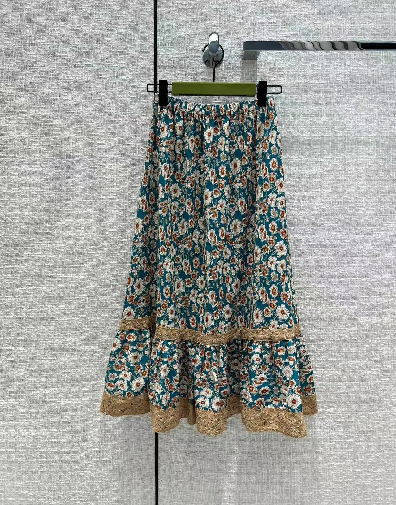 

Fyion Runway Fashion Women Long Skirt 2022 Summer Flowers Print Lace Patchwork Ladies Casual Hot Sale Waist Elastic Skirt