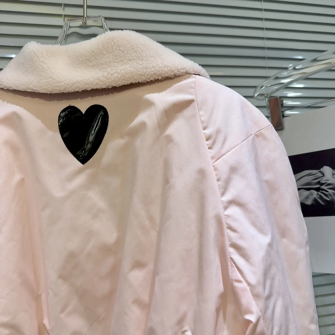 Feminina Frio Streetwear Pink Love Picture polarowy kołnierz płaszcze zimowa gorąca dziewczyna bawełniana odzież kurtka pikowana dla kobiet