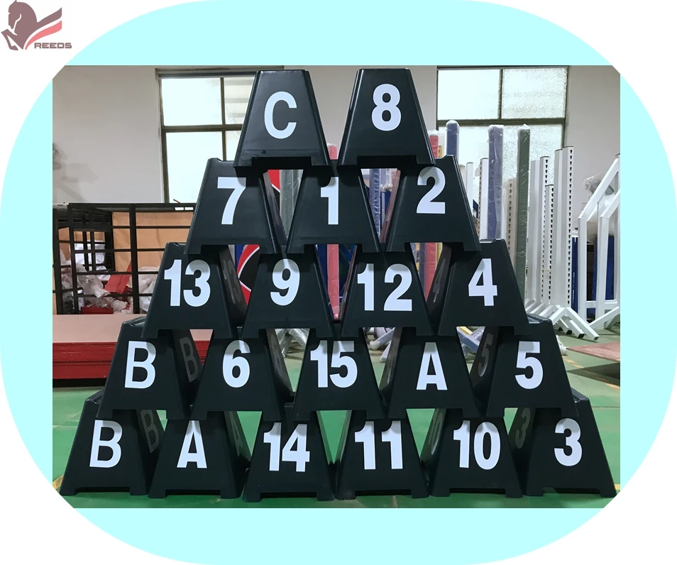 Лошадь прыжок буква и номер конус