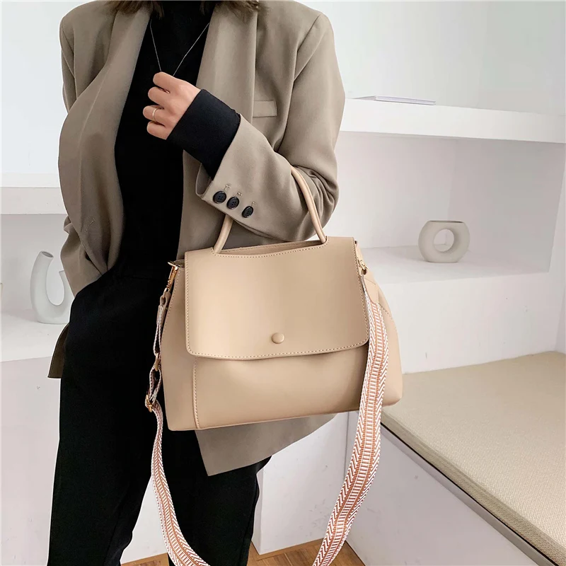 

2022 New Totes Bags Women Large Capacity Handbags Women PU Shoulder Messenger Bag Female Retro Daily Totes Lady Elegant Handbags