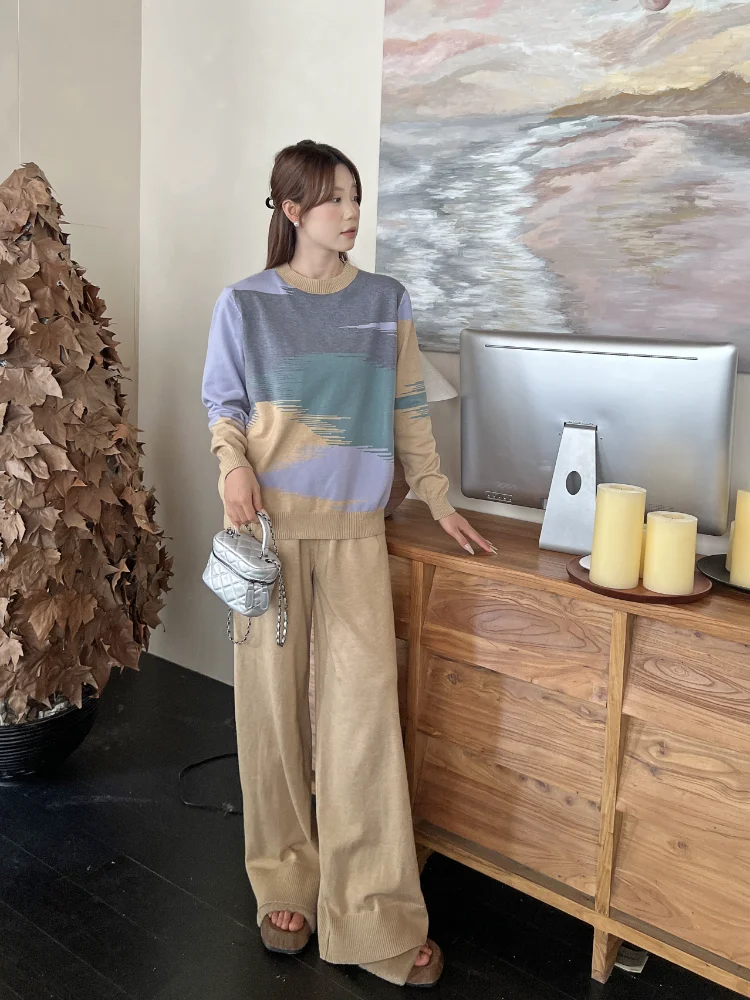 Корейская мода с круглым вырезом контрастных цветов сезон 2024 новые повседневные