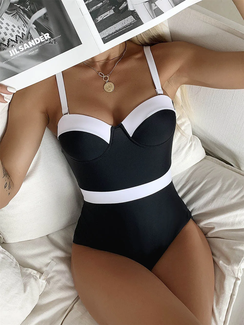 

Sexy Push Up One Piece Swimsuit Women's Swimwear 2022 Patchwork Bathing Suit Black Bodysuit Women Fashion Beach Wear