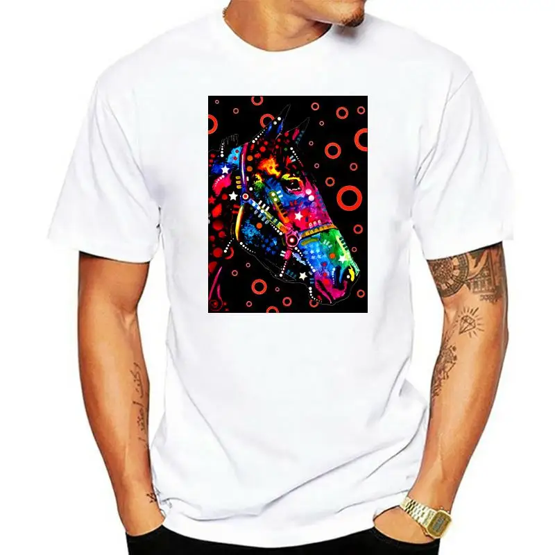 

Женская футболка с рисунком лошади