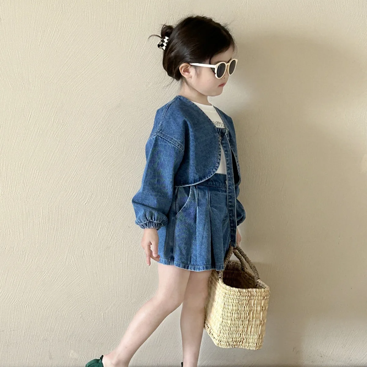 Одежда для детей новинка весны 2024 Корейская версия короткая куртка-шаль в стиле