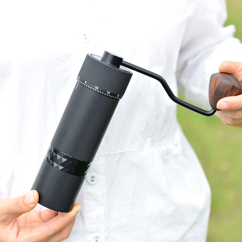 

Chestnut Upgrade Manual Coffee Grinder Portable High Quality Hand Grinder Mill With 3 Bearing Positioning 38mm 7core burr