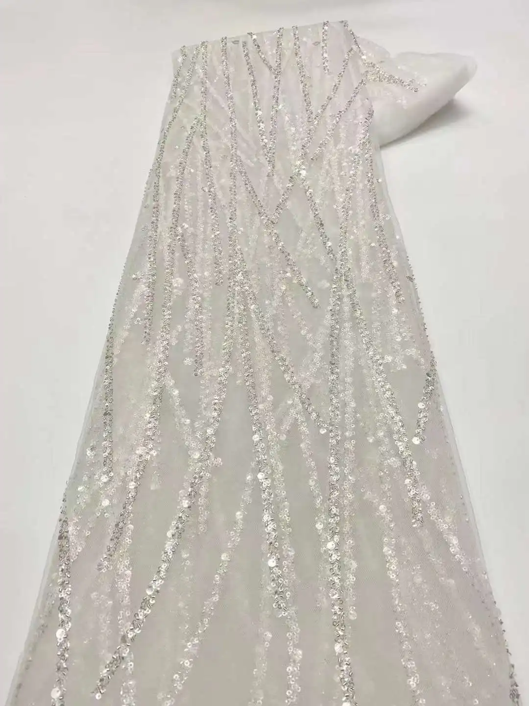 

Роскошная белая свадебная африканская Кружевная Ткань 5 ярдов кружева с блестками вышивка в нигерийском французском стиле для вечернего пл...