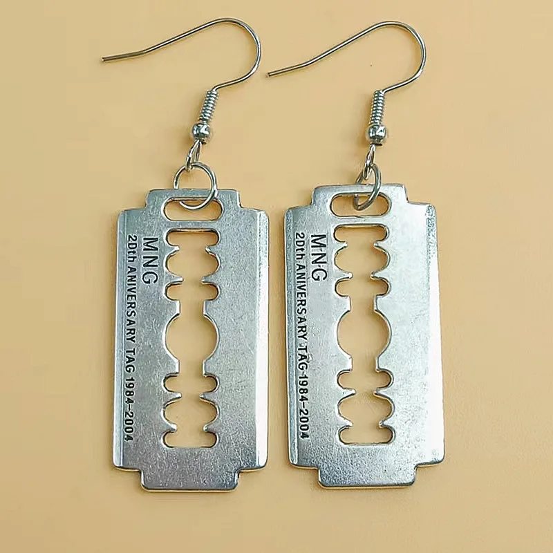 

Fashion Blade Dangle Earrings for Women Vintage Goth Jewelry Accessories Hoop Punk Gothic Vtangiro Steampunk Party Wedding 2022