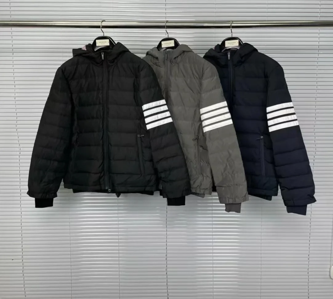 Осень/зима Tb полосатый пуховик с капюшоном и четырьмя пуговицами повседневный