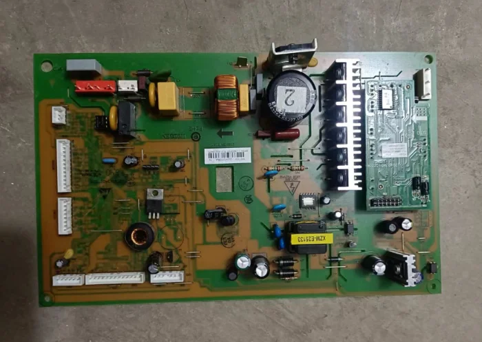

1pc used TCL Refrigerator BCD-460 motherboard 2104010038 AA board BCD-320