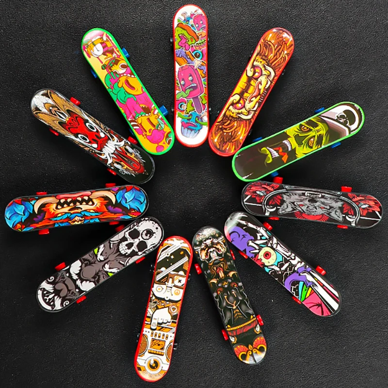 Несколько рисунков мини-фениль необычная прикольная игрушка мультяшная