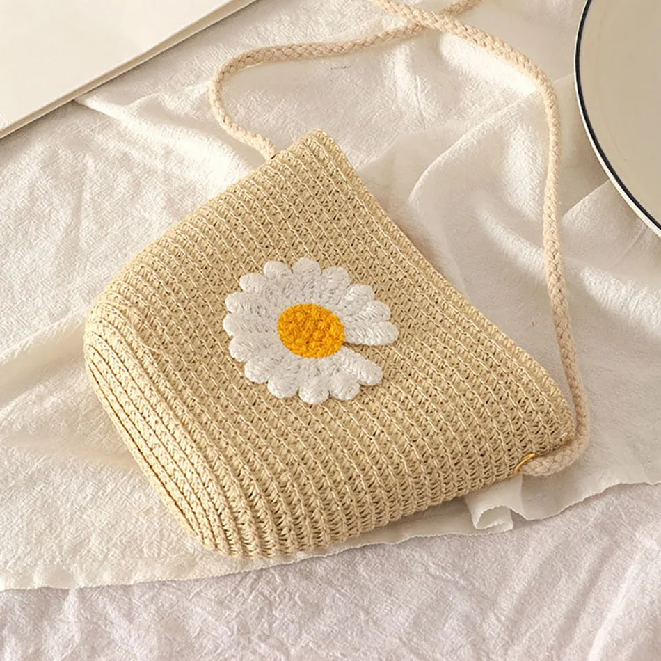 

New Fashion Handbag For Girls Exquisite Shoulder Bag For Children Kids Straw Crossbody Fruits Straw Bag Momen Mini Flower Bags