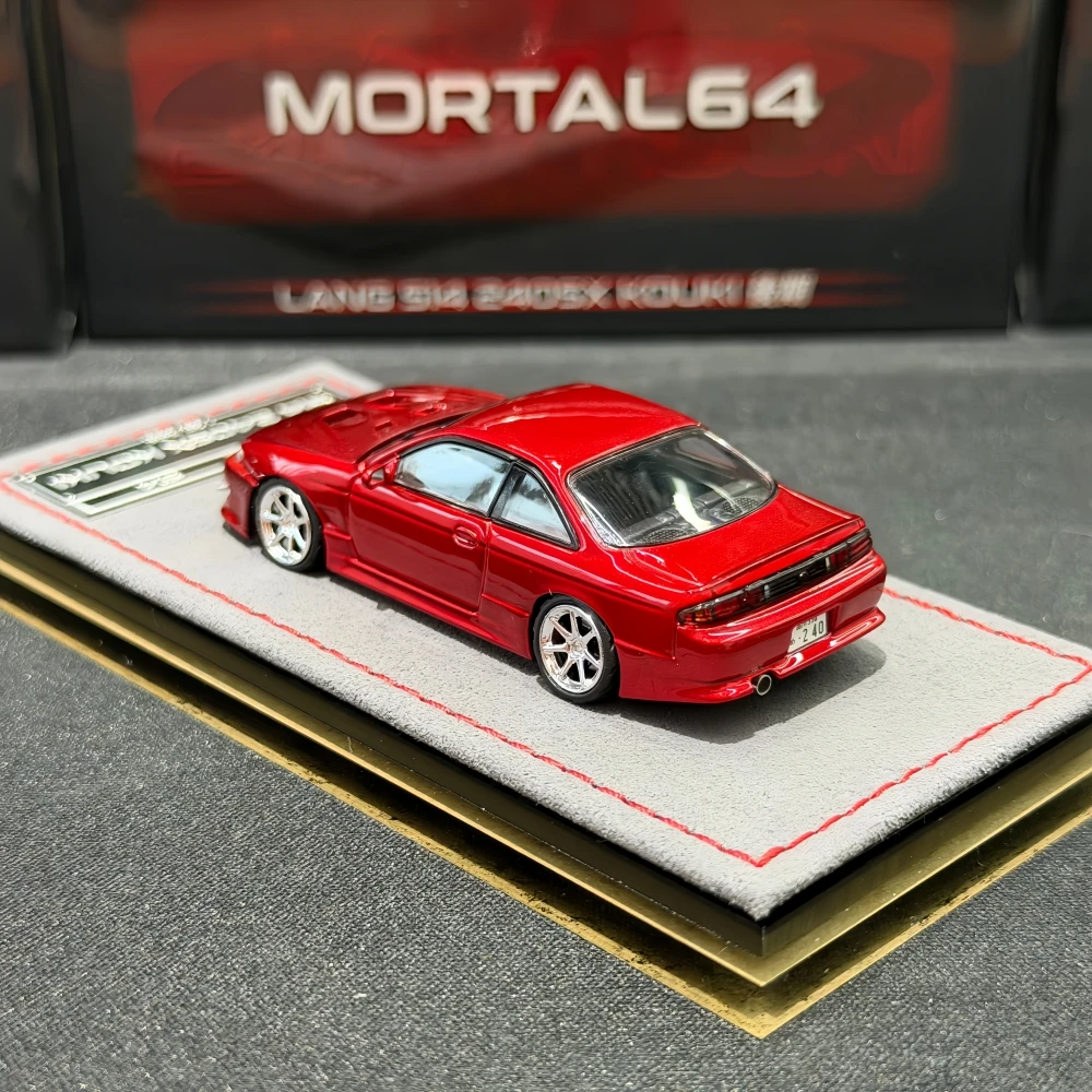 Фото Коллекция DCM 1/64 E32 7-Series Display Simulation №5