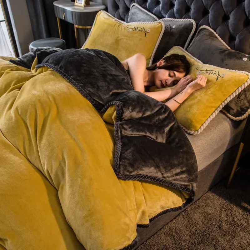 

Winter Warm Solid Flannel Bedding Set Double Bed Super Comfort King Size Quilt Cover and Pillowcase Luxury Home Textile Bedding