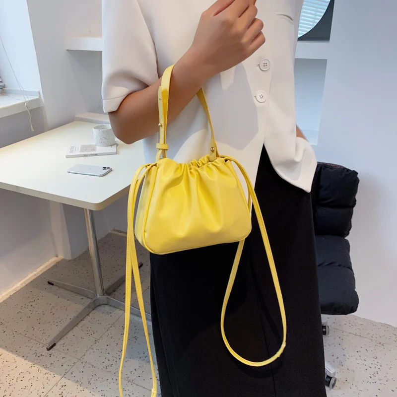 

Women's Summer Single Shoulder Bag Fashion Design Sense Messenger Bags Japanese And Korean Women Handbag