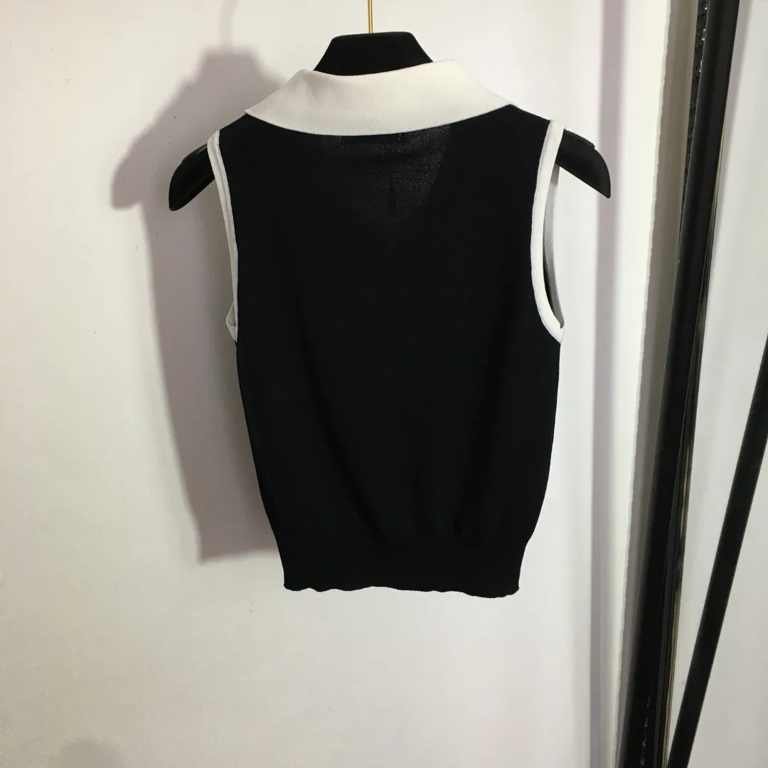 

Женский трикотажный жилет без рукавов, с круглым вырезом