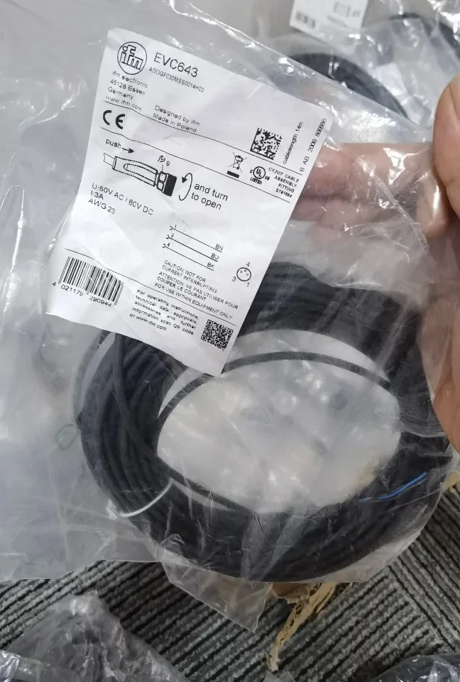 Новый и оригинальный IFM EVC01E EVC501 EVC643 100%