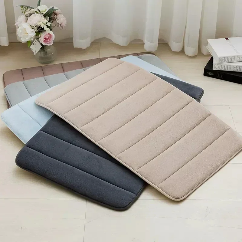 Коврик для ванной из пены с эффектом памяти в толстую полоску — мягкий удобный и