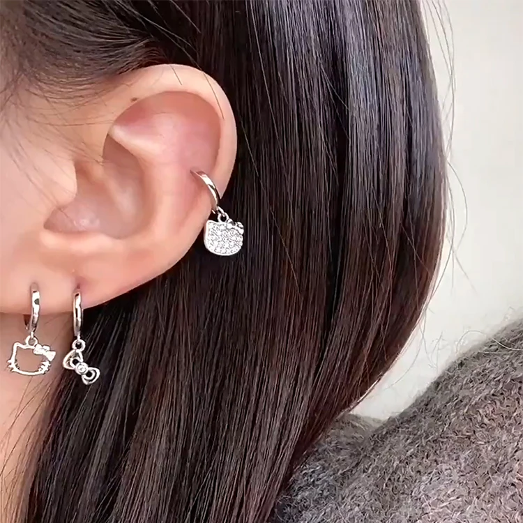 

Милые серьги из искусственной кожи с рисунком из мультфильма, серебряные серьги с бантом из бриллиантов, нишевой дизайн для студентов