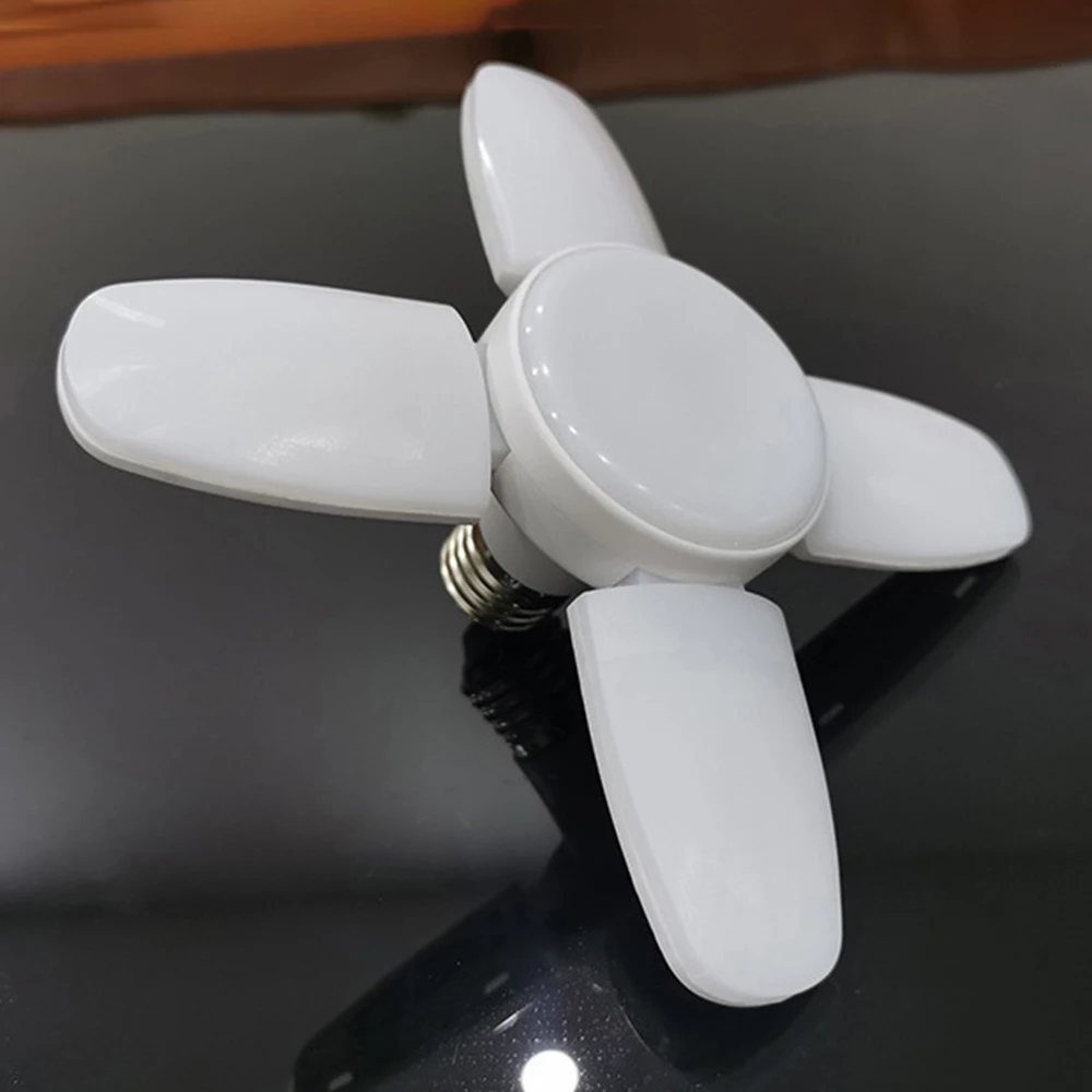 Энергосберегающая Светодиодная Лампа Из Четырехлистного Клевера Складная