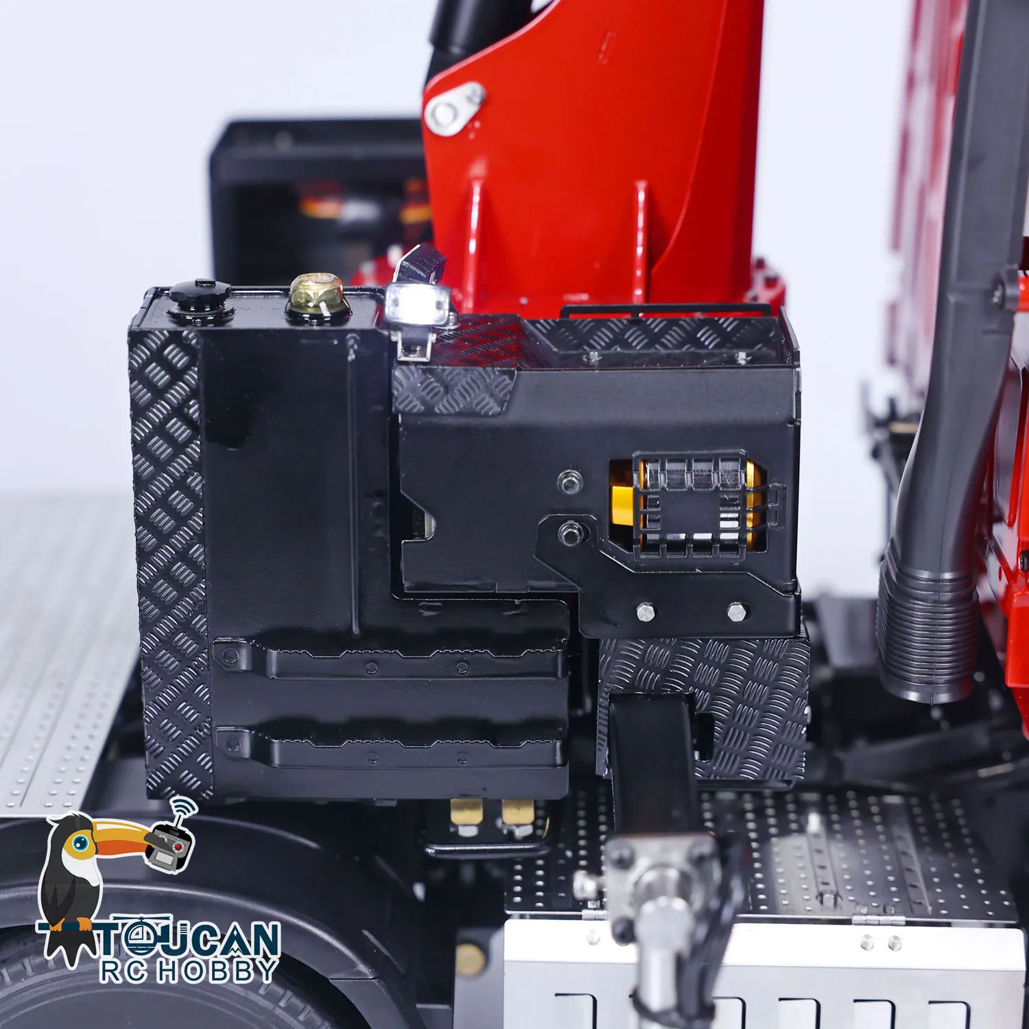 Рисунок 5 - Металлическое шасси 8x8 LESU 1/14