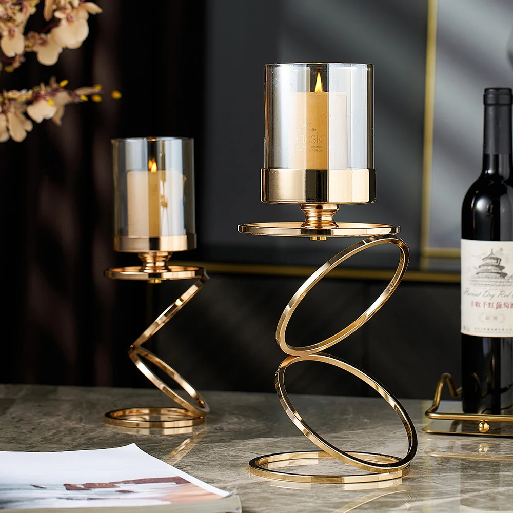 

Металлические подсвечники, Пасхальный подсвечник, центральные части, фотография