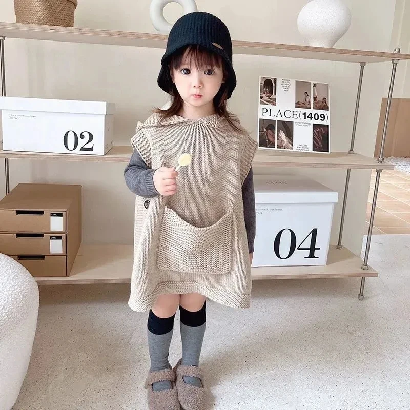 

Трикотажный свитер без рукавов, на возраст 1-8 лет