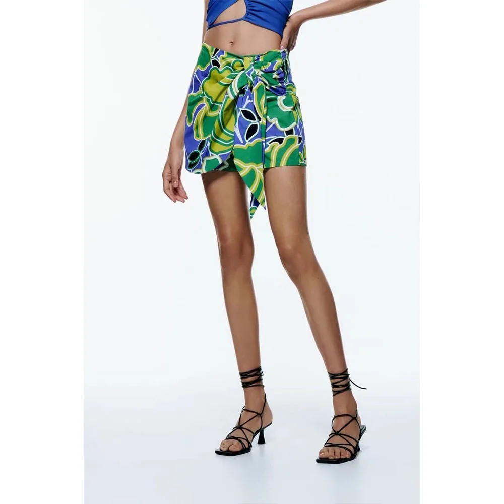 Женская летняя юбка средней длины облегающая с рисунком завышенной талией