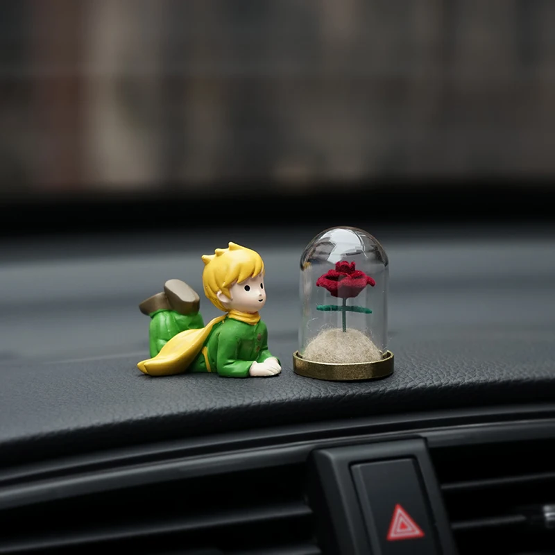 

Деревянный мини-орнамент "Маленький принц Роза"