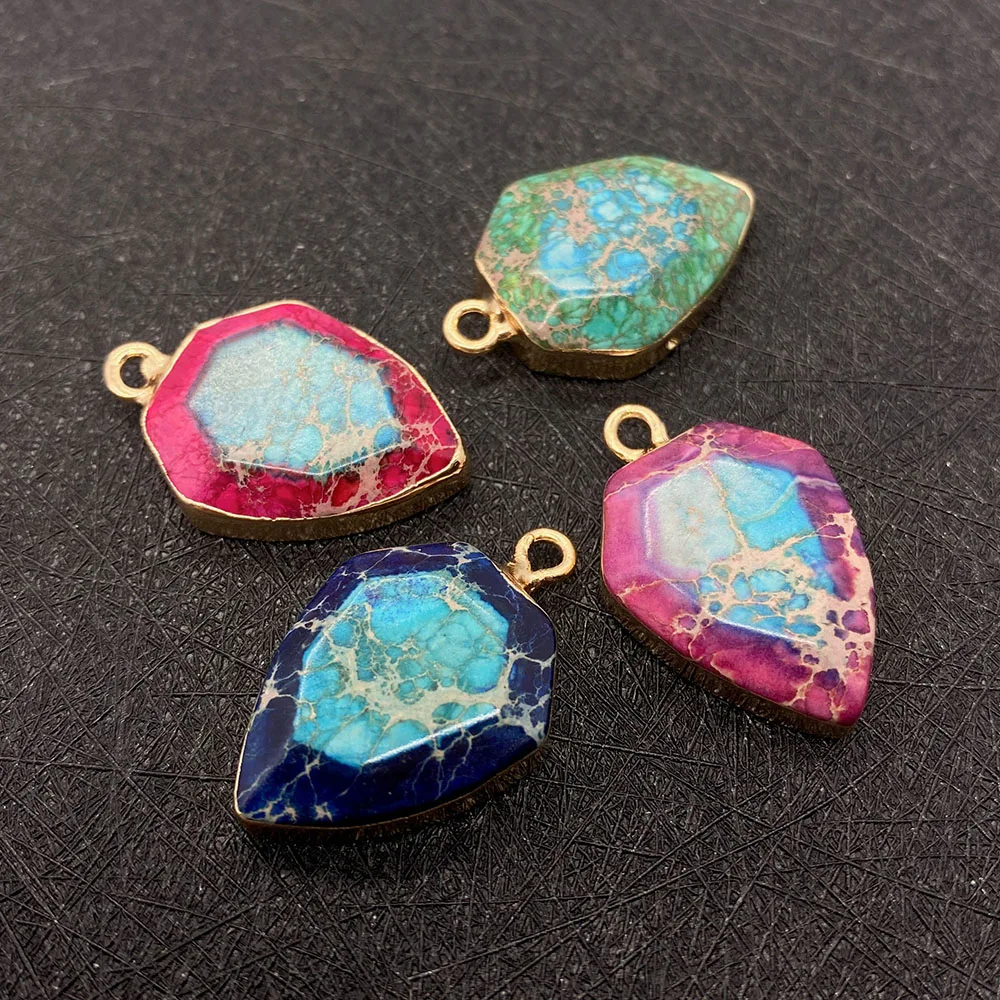 

Natural Imperial Stone Pendants Emperor Stone Jewelry DIY Earrings Necklace Bracelets Snakeskin Sea Sediment Shield Shape Charms