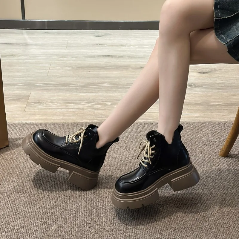 Женские ботинки с перекрестной шнуровкой ботильоны круглым носком и боковой