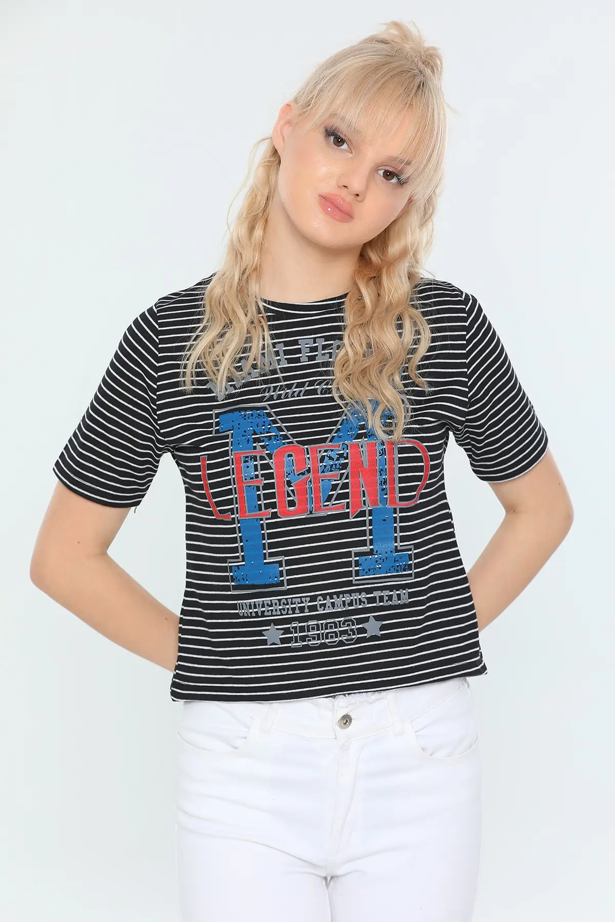 

Black women's Oversize Crew Neck Striped Crop t-shirt