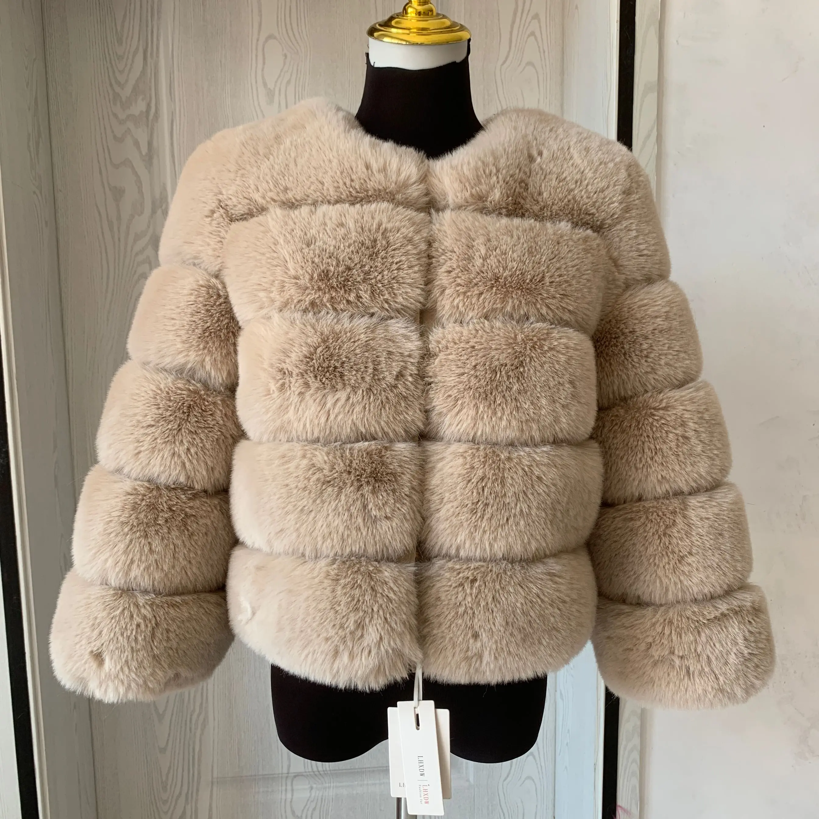 Cappotto Di Pelliccia Sintetica Moda Donna Super Caldo Autunno Inverno Donna Breve Pelliccia Di Volpe Sintetica Giacca Soffice Di Alta Qualità 7Xl Cap