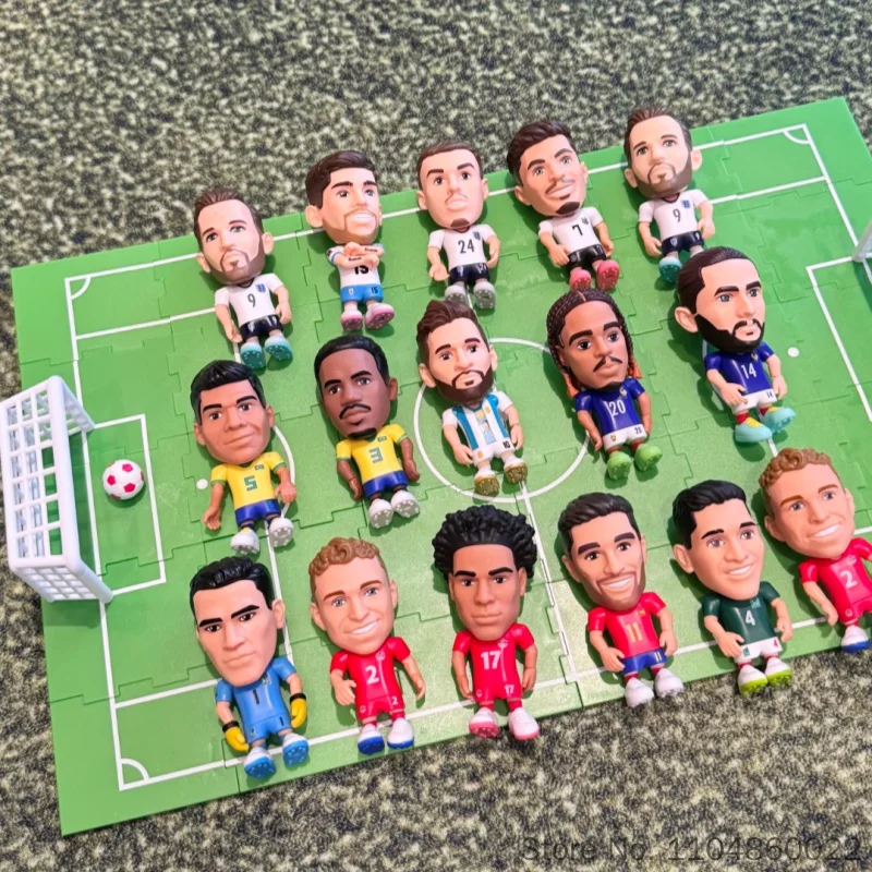 Фото Новая коллекционная миниатюрная фигурка футболиста ZURU 2026 FIFA World Cup Ballers в слепой коробке: Месси, Мбаппе, с аксессуарами №2