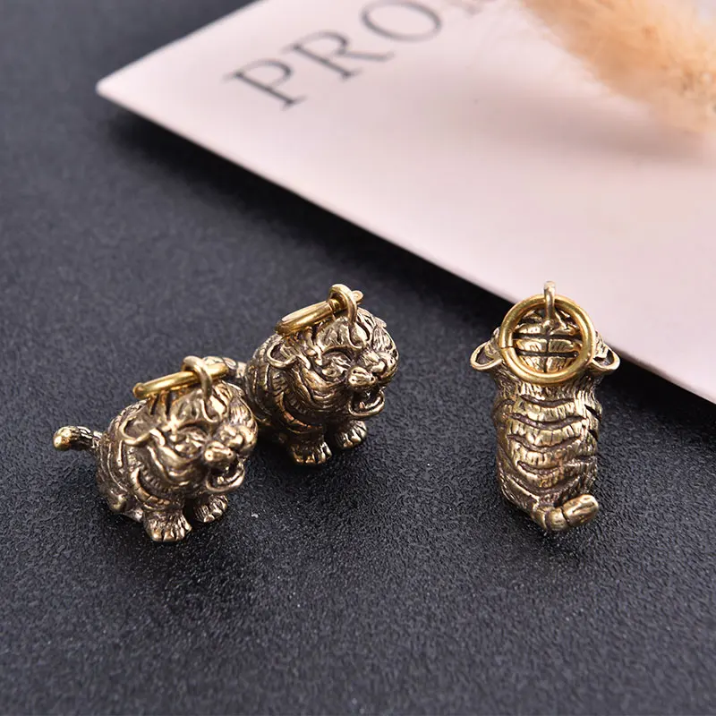 

Brass Cartoon Little Tiger Animal Keychain Pendant Zodiac Tiger Small Pendant
