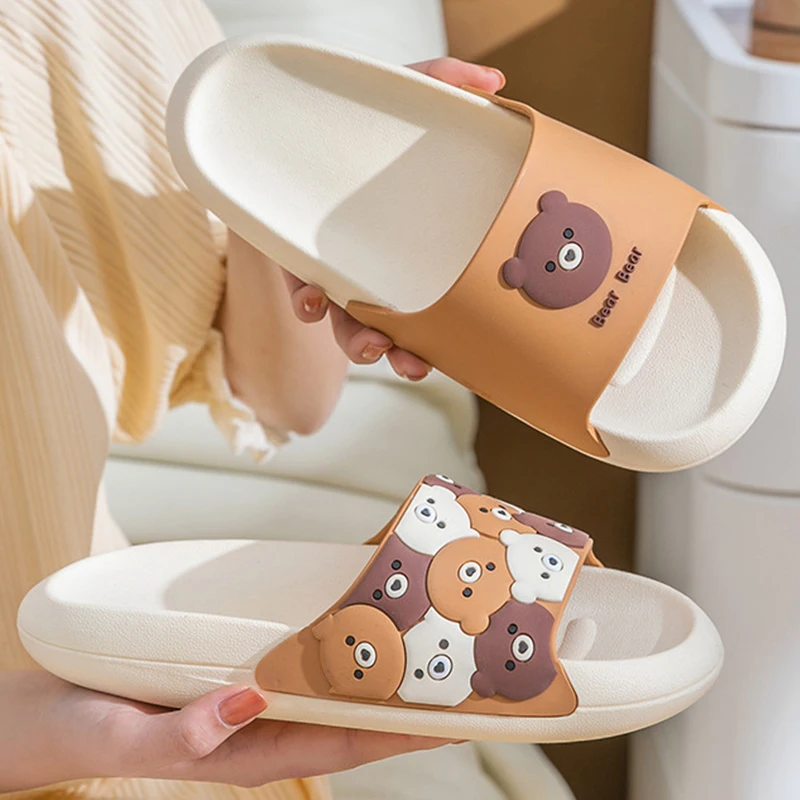 Fashion Cute Bear Design Women's Slides 2023 Summer Fashion New Platform Soft Non-Slip Sandals New Indoor Bathroom Slippers