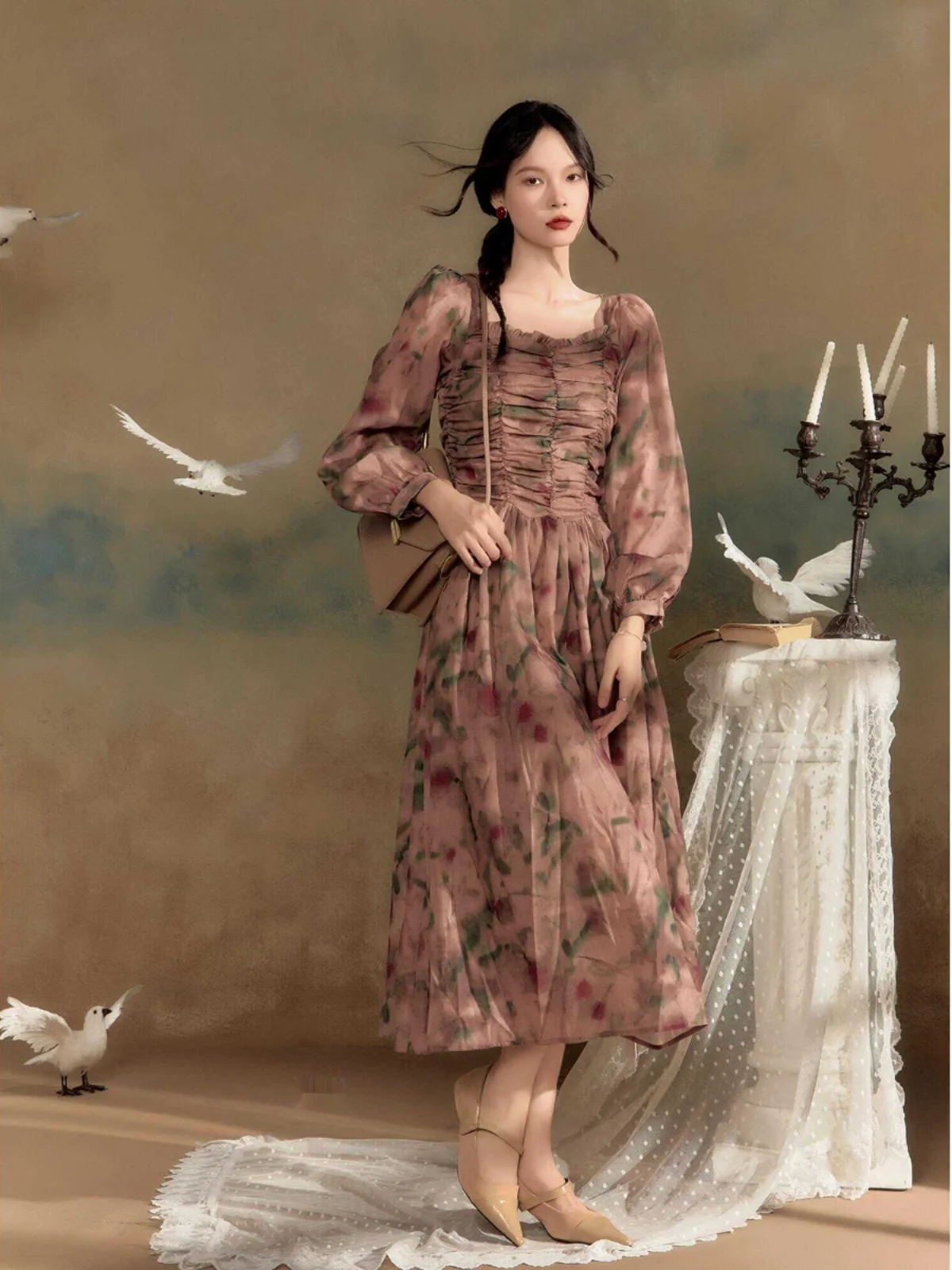 Джо и цветочная бутылка | Осеннее новое французское платье с квадратным