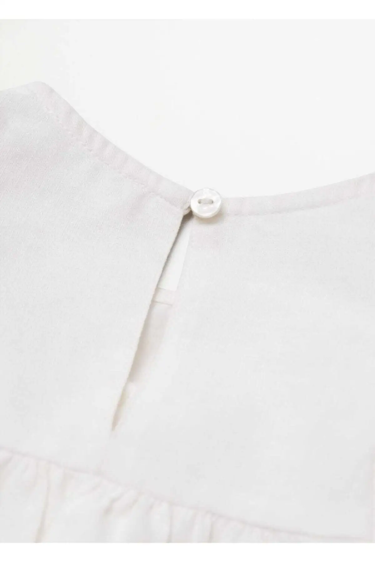 

Handles Frilly Dress