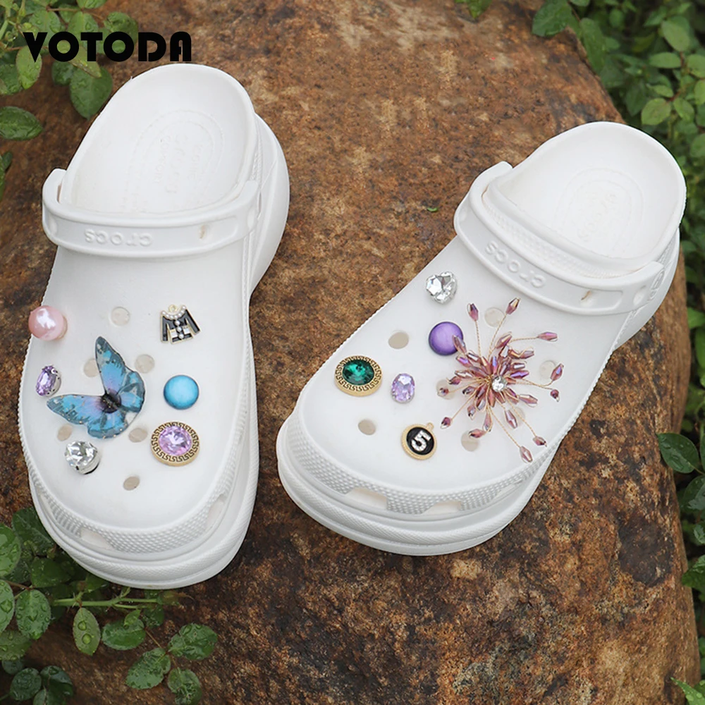 Hot Sale Women Bling Chains Croc Shoe Charms Rhinestone Butterfly Shoe Decorations Flower Crown Girl Bracelet Accessories