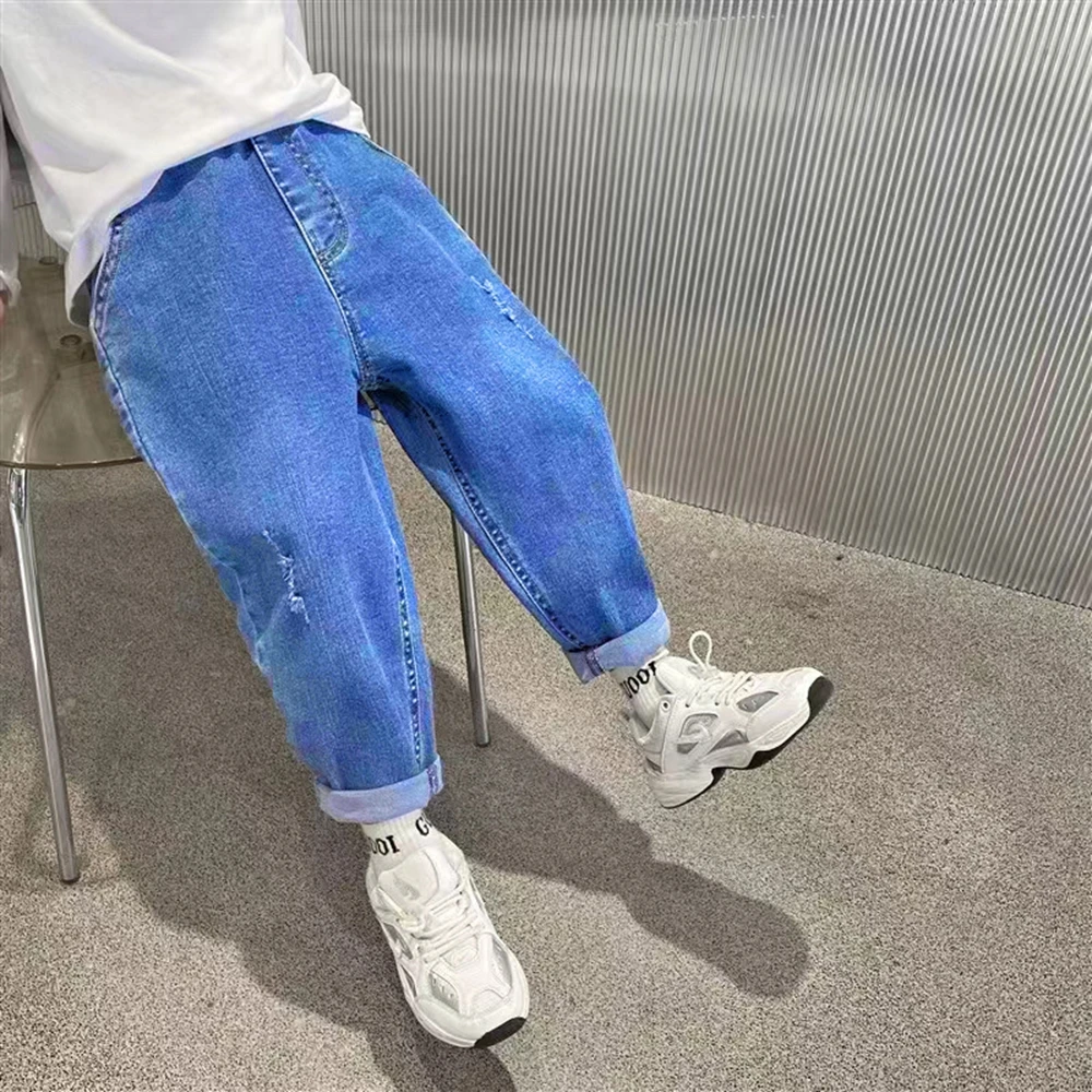 Джинсы для мальчиков 5-14 лет с эластичным поясом