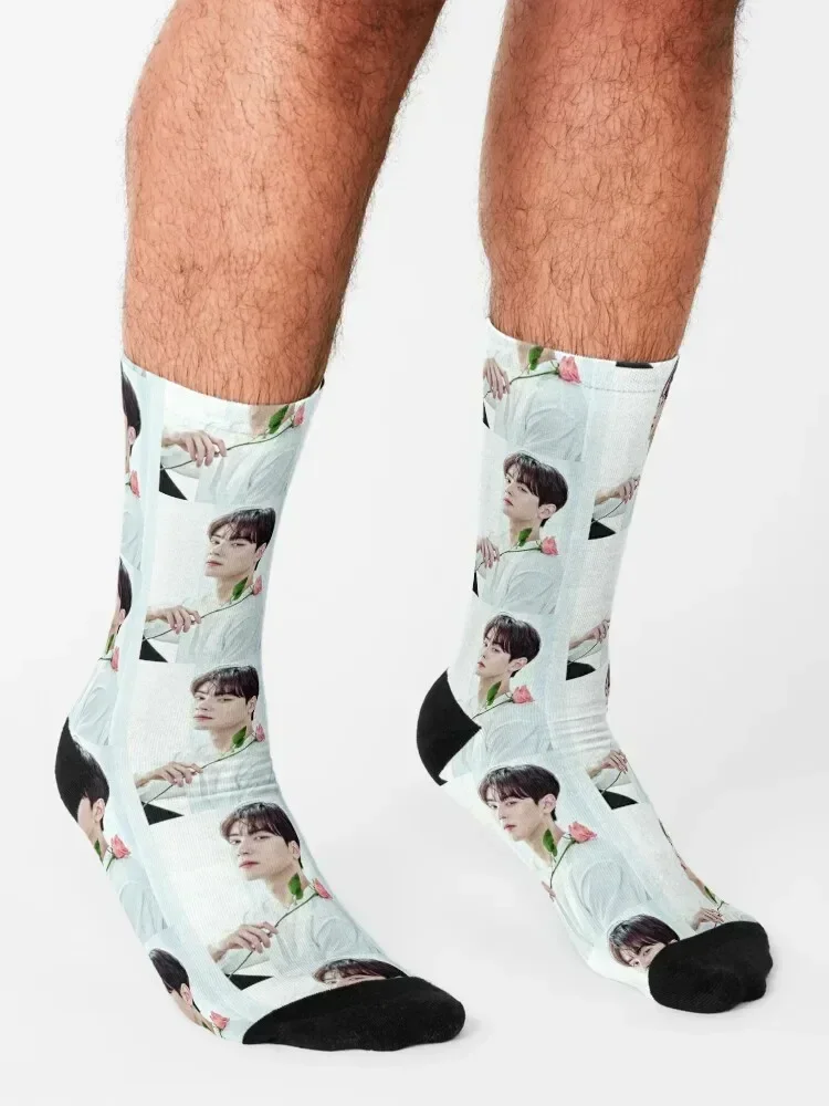 Ча Юньвуо?? Носки яркие компрессионные с подвязками Новогодние