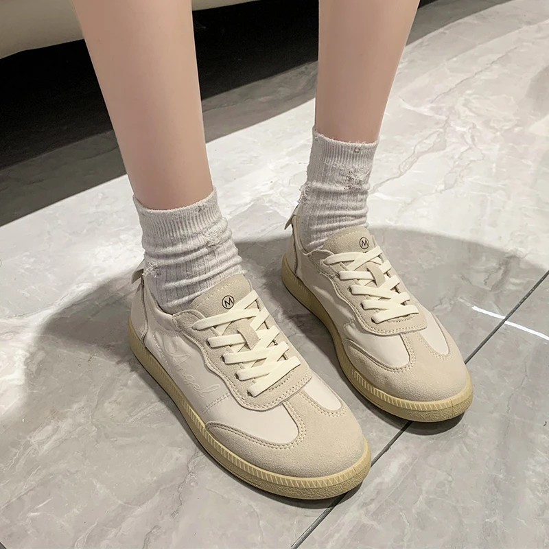 

Женские кроссовки на плоской подошве, повседневная спортивная обувь, Новинка лета 2023, дизайнерская прогулочная обувь для походов и бега, трендовая женская обувь на платформе со шнуровкой