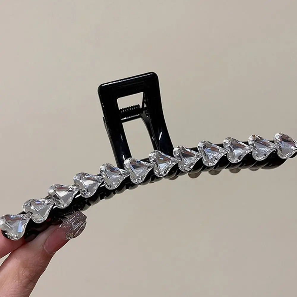 

Love Long Hair Essentials Plastic Sweet Women's Accessories Korean Style Hair Claw Diamond-Encrusted Heart Shark Clip