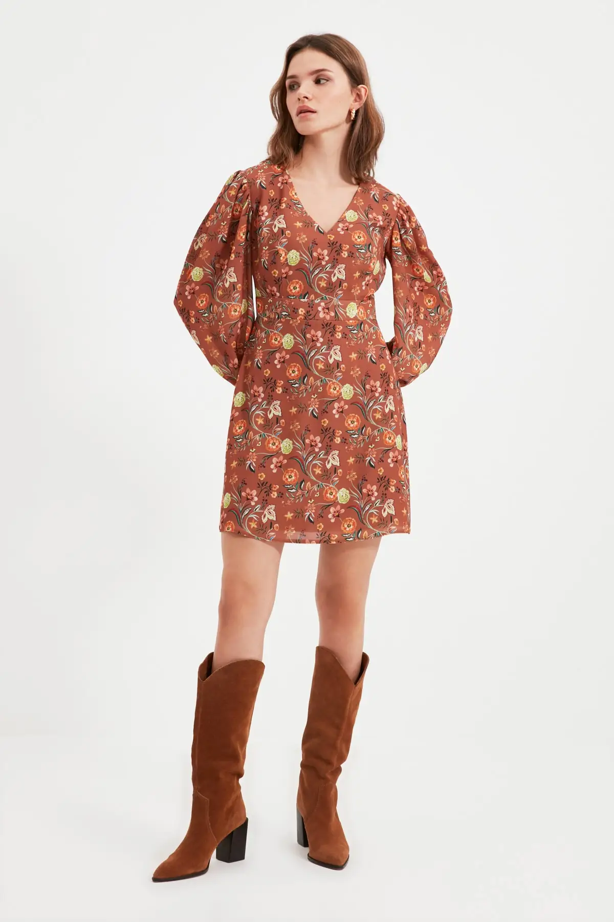 

Trendyol Petite V Collar Dress TWOAW22EL0702