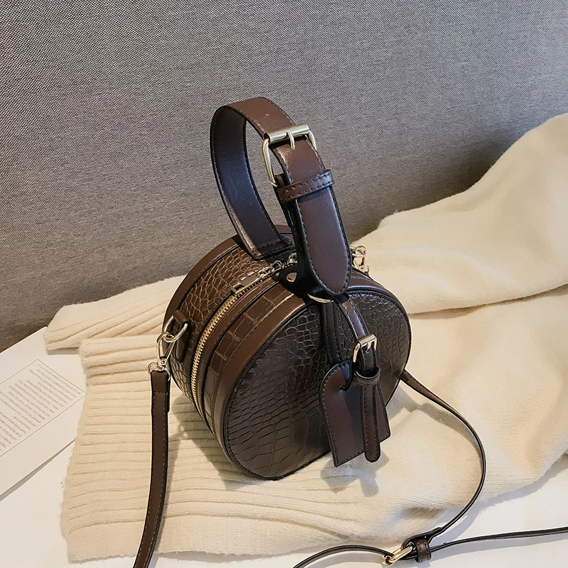 

HISUELY Alligator Pattern Crossbody Bags For Women 2022 Luxury purses and handbags Designer Small Messenger Bags bolsa feminina