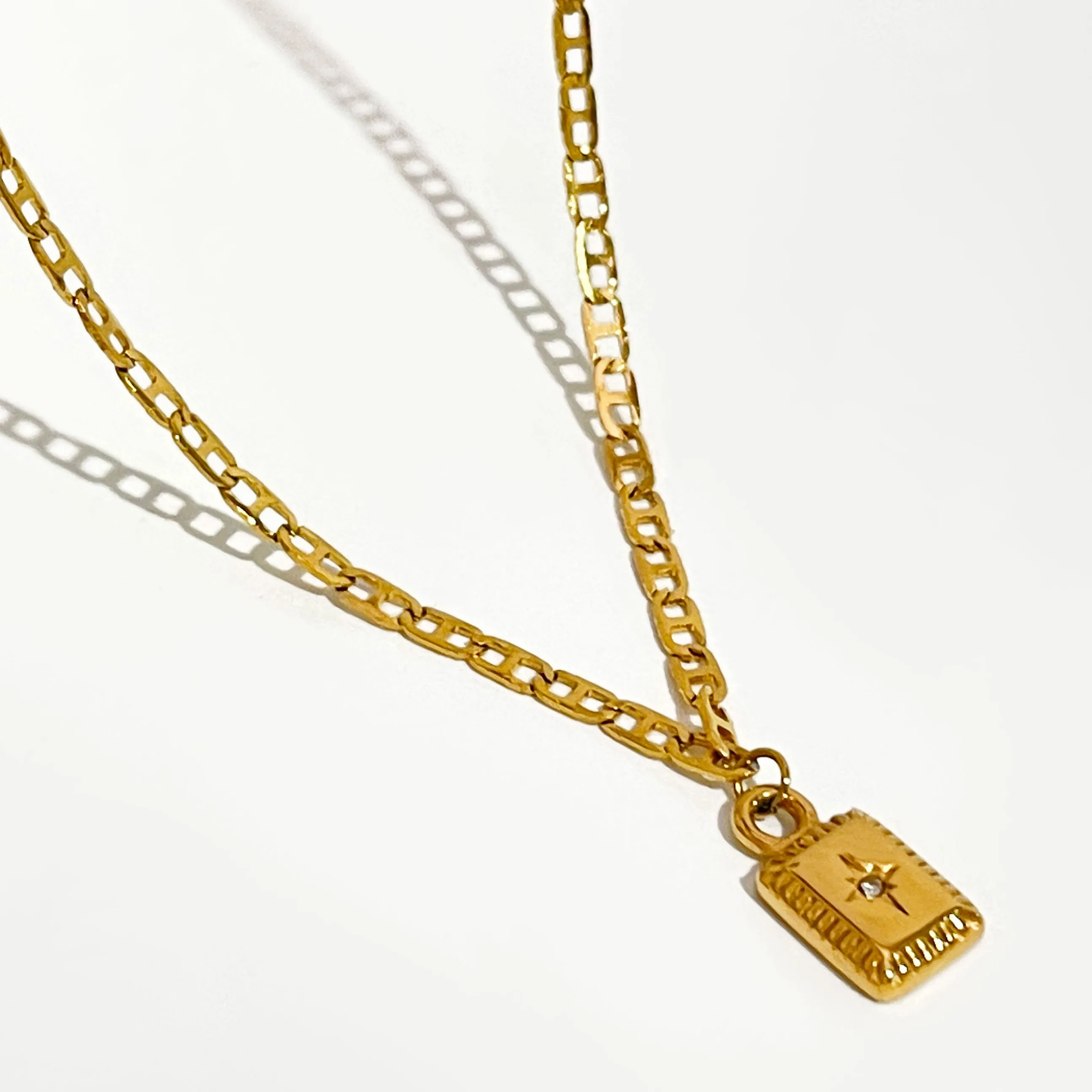 

Женское Ожерелье Peri'sbox в стиле бохо, подвеска в виде прямоугольной монеты с эффектом звезды, цвет золото