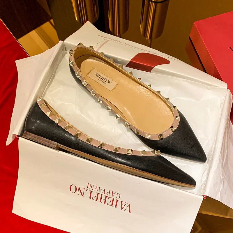 

Женские офисные туфли с заклепками, блестящие летние пляжные туфли для взрослых, модная женская обувь на плоской подошве, 2023